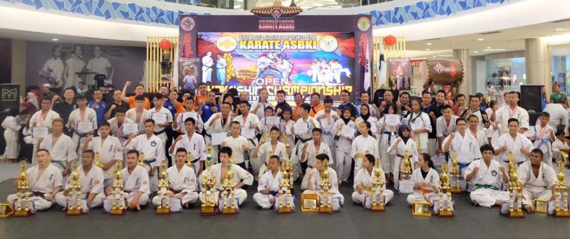 Anom dan Dwiki Tegar, Siswa MTsN 8 Sleman Juara I Karate Tingkat Nasional