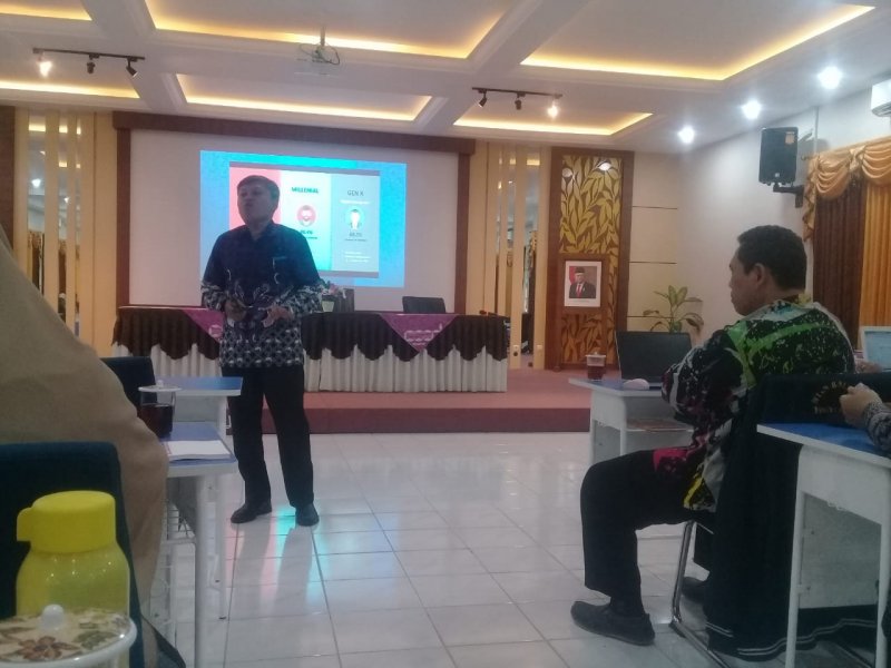 Tingkatkan Variasi Media Pembelajaran, Tiga Guru Bahasa Indonesia MTs N 8 Sleman Ikuti Bimtek