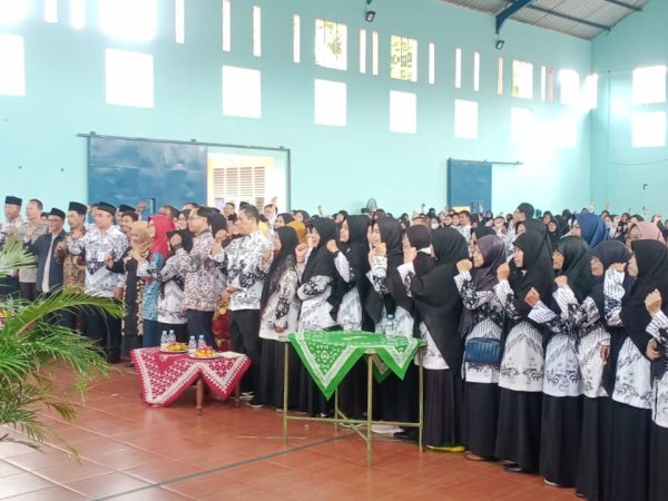 Guru MTsN 8 Sleman Ramaikan Syawalan PGRI Kapanewon Prambanan