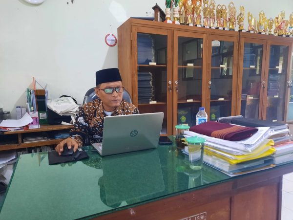 Sosialisasi TKAD Jenjang SMP Tahun 2026, Guru MTsN 8 Sleman Ikuti Persiapan Pelaksanaan Ujian Daerah