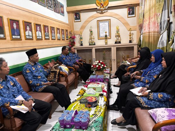 Panitia Penyuluhan Kespro dan NAPZA MTsN 8 Sleman Gelar Koordinasi Persiapan Kegiatan