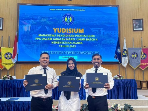 Tiga Guru MTsN 8 Sleman Raih Sertifikat Pendidik pada Yudisium PPG Daljab di UNY