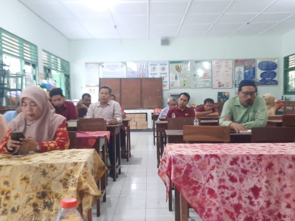 Panitia Kurban MTsN 8 Sleman Matangkan Persiapan Pentasyarufan Hewan Kurban