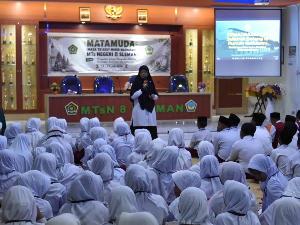 Materi Kemadrasahan Bekali Siswa Baru Kenali Budaya dan Keunggulan MTsN 8 Sleman