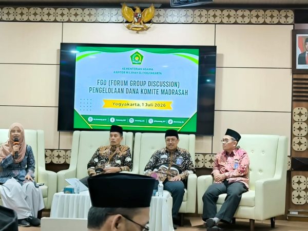 Kepala MTsN 8 Sleman Ikuti FGD Pengelolaan Dana Komite Madrasah Tingkat DIY