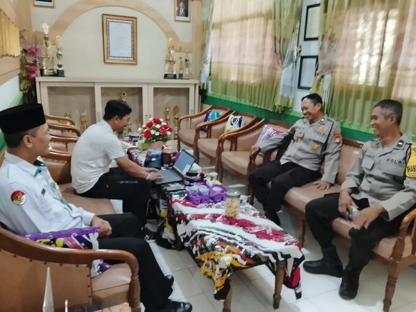 Polsek Prambanan Berkoordinasi dengan MTsN 8 Sleman Siapkan Latihan Paskibra HUT Ke-81 RI