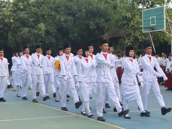 Paskibra Madyadesta Tampil Memukau pada Upacara HUT ke-81 RI di MTsN 8 Sleman