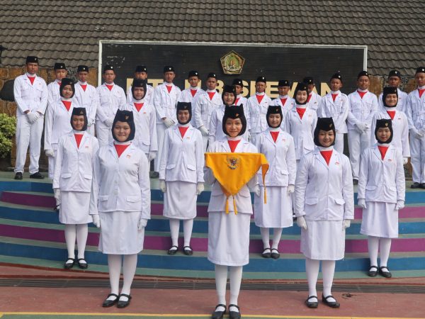 Bertugas sebagai Paskibra Madyadesta, Siswa MTsN 8 Sleman Bangga dan Terharu