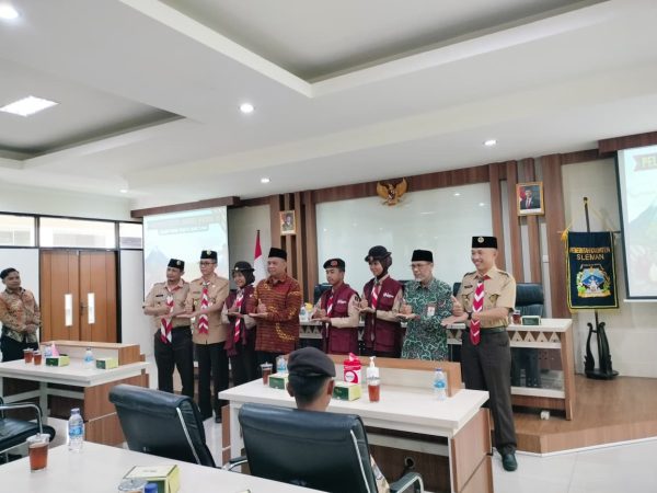 Bupati Sleman Lepas Kontingen Jambore Nasional 2026, Siswa MTs Negeri 8 Sleman Turut Ambil Bagian