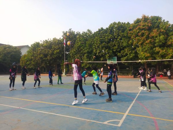 Jelang PKM 2026, MTsN 8 Sleman Seleksi Tim Voli Putri Terbaik