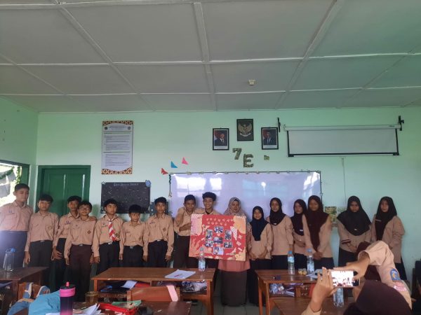 Kokurikuler Kelas VII MTsN 8 Sleman: Presentasikan Journey Board, "Aku dan Masa Depanku"