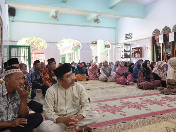 Pengajian Ahad Legi MTsN 8 Sleman, Perkuat Silaturahmi dan Spiritualitas Orang Tua Murid